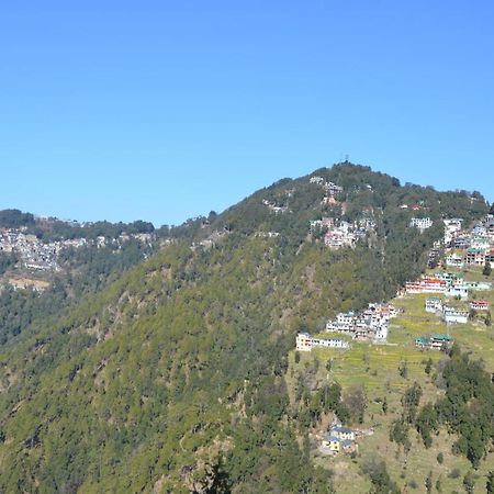 Peaceful Retreat Home Stay, 댈하우지 외부 사진